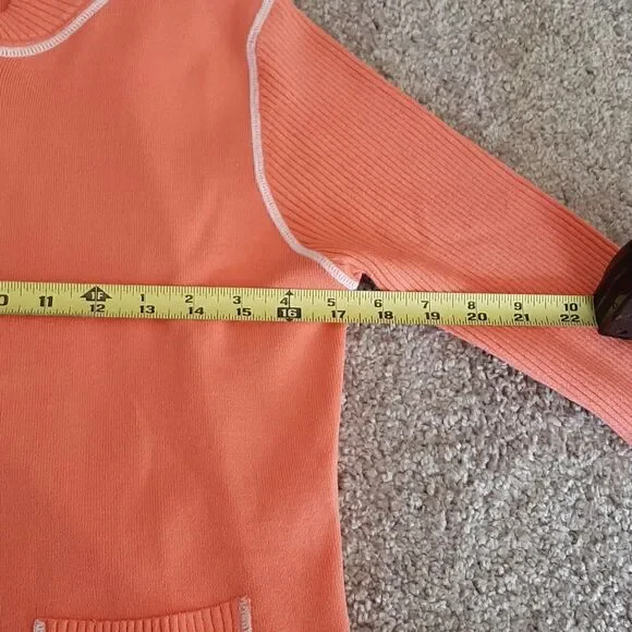 One Girl Who vintage peach top - Picture 9 of 10